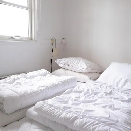 8 Bedroom Beautiful In Vaeggerlose 別荘 *