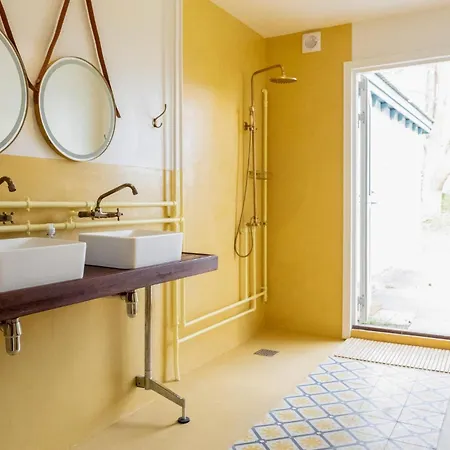 別荘 8 Bedroom Beautiful In Vaeggerlose Bøtø By