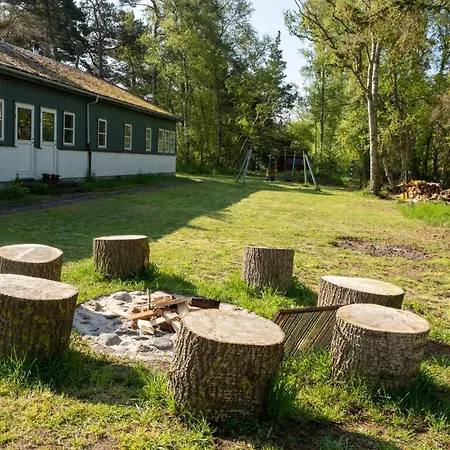 Gorgeous Home In Vaeggerlose With Sauna